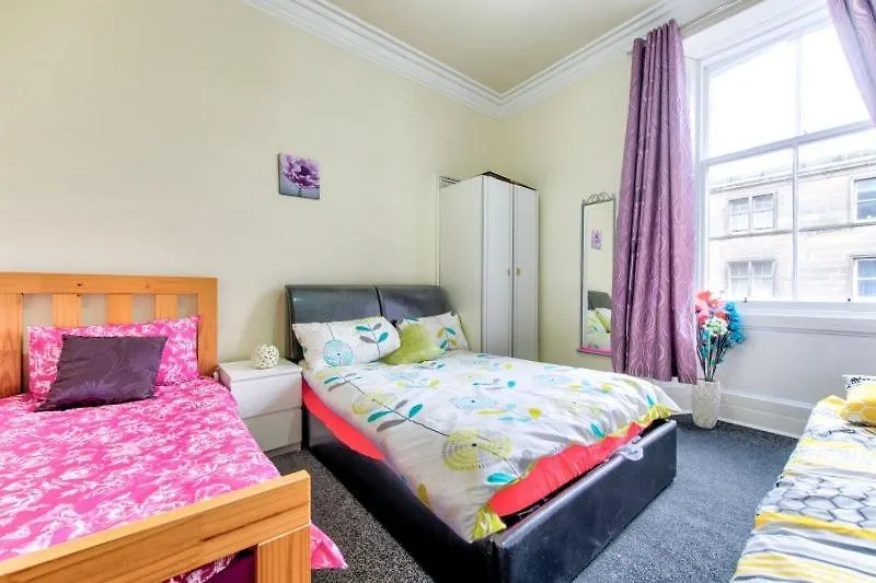 Edinburgh Central Haymarket Aparthotel